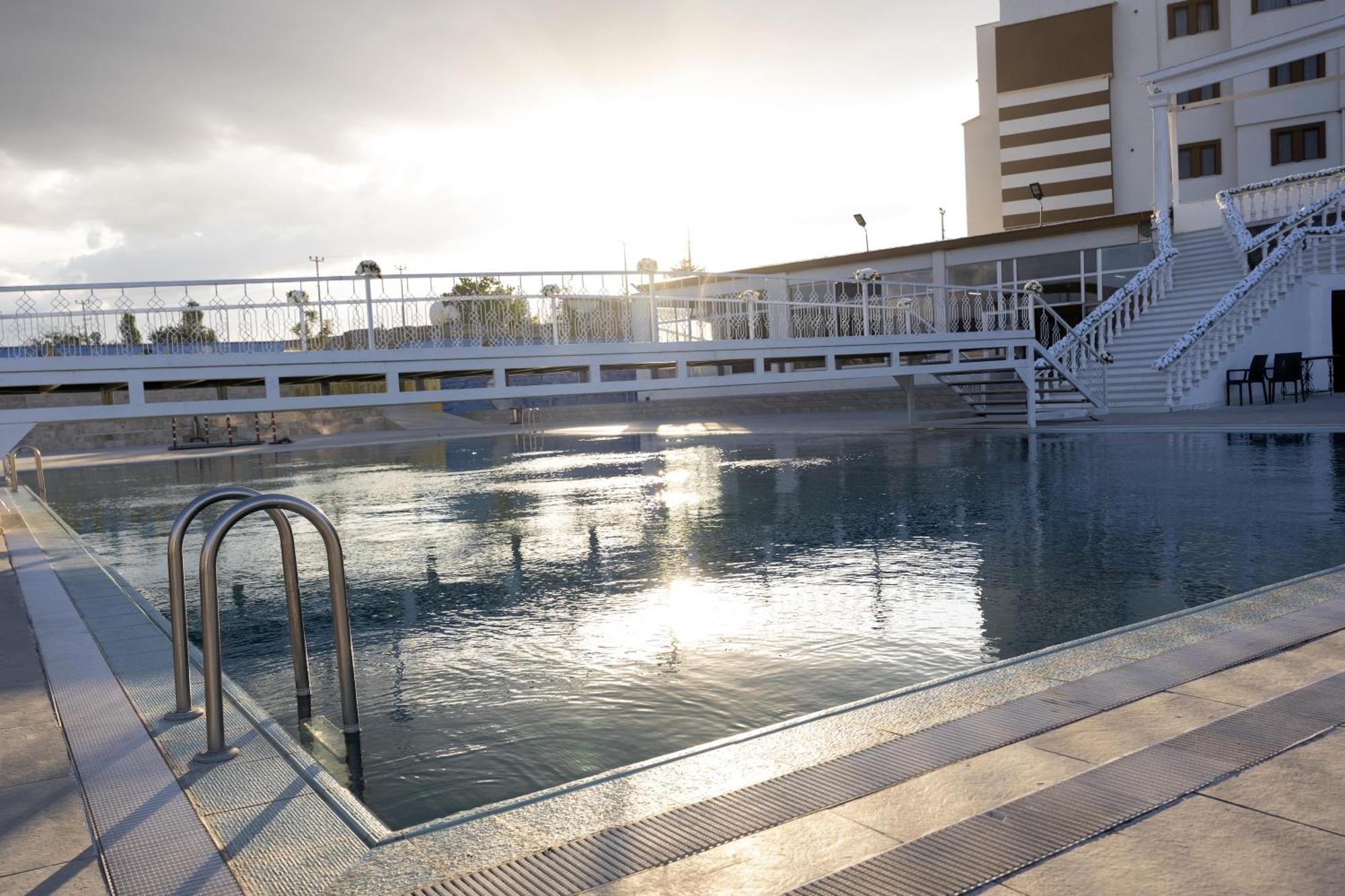 Emin Kocak Termal & Spa - Convention Center Nevşehir Ngoại thất bức ảnh